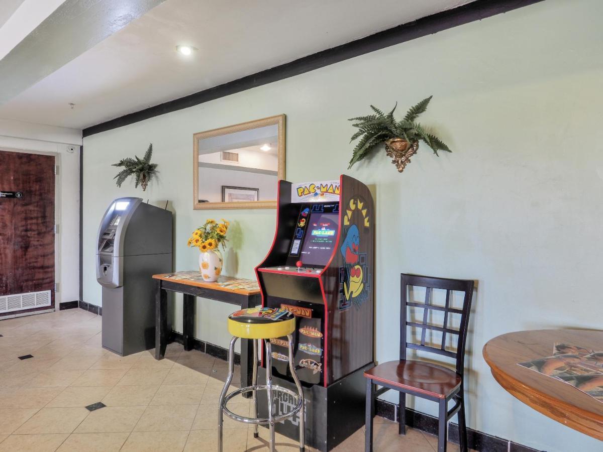 Lonestar Inn & Suites, Erick Ok Hwy 40 By Oyo Esterno foto