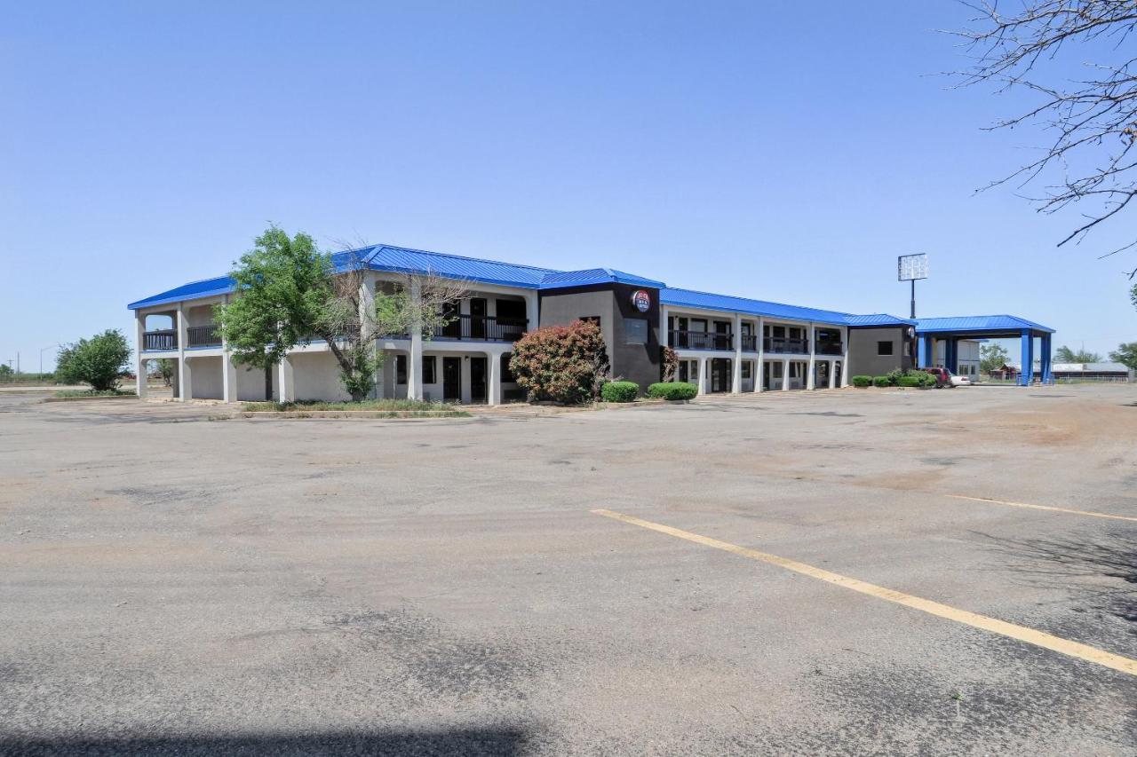 Lonestar Inn & Suites, Erick Ok Hwy 40 By Oyo Esterno foto